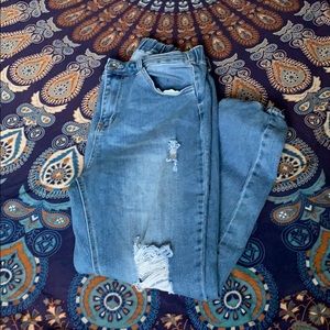 Ripped mom jeans size 0xl